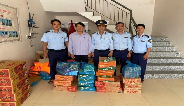 Đà Nẵng: Chung tay hỗ trợ nhân dân xã Lãnh Ngọc vượt qua khó khăn do mưa lũ