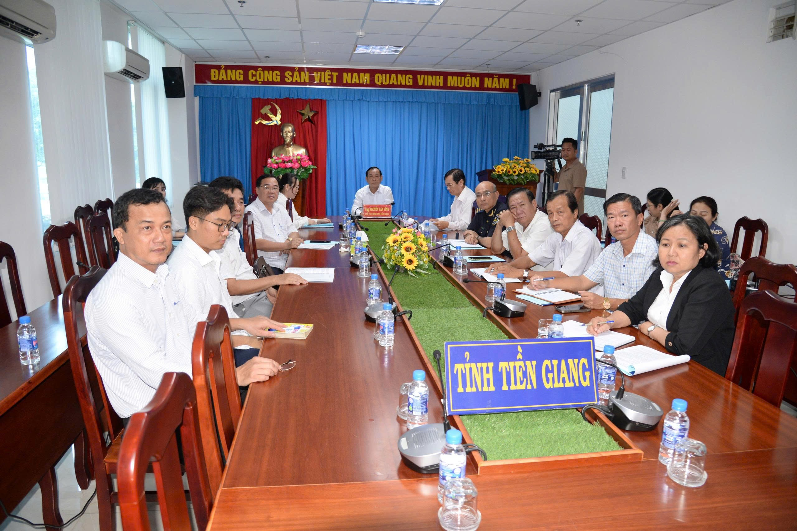 Chi cục QLTT tỉnh Tiền Giang tham dự Hội nghị trực tuyến toàn quốc sơ kết 6 tháng đầu năm 2025 của Ban Chỉ đạo 389 quốc gia